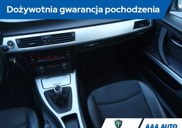 BMW Seria 3 cena 22000 przebieg: 214803, rok produkcji 2009 z Białobrzegi małe 254